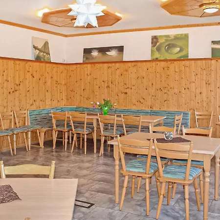 アパート Ferienwohnung Neuhausen *
